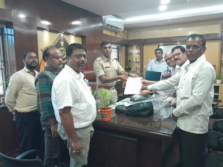 ଗାଲେରୀ ମନ୍ଦିର ଚୋରୀ ଘଟଣାଏସ୍‌ପିଙ୍କୁ ଫେରାଦ ହେଲା ପରିଚାଳନା କମିଟି